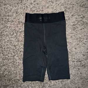 Essentials Fear of God women shorts